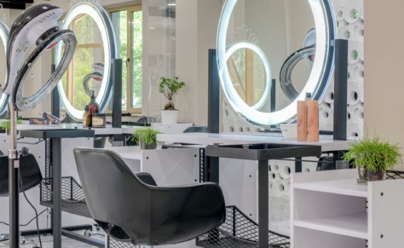 Best Places in City Plaza for Beauty Glow-Ups on a Budget